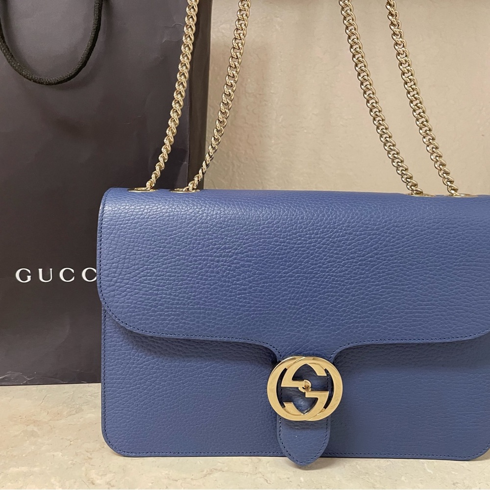 AUTHENTIC Gucci Blue Leather Shoulder Crossbody doble GG / Make Me An Offer